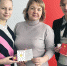 Ученицам школы села Верхние Белозерки Софье Соболевой и Анастасии Давыдовой вручили памятные знаки «За служение людям» - Собрание представителей района