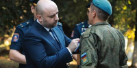 Губернатор Вячеслав Федорищев вручил бойцам награды - TltGorod.Ru