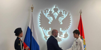 В Тольятти Вячеслав Федорищев провел торжественную церемонию вручения паспортов гражданам, достигшим 14-летнего возраста - ТК ТОЛЬЯТТИ 24