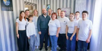 Автомобиль – родителям, велосипеды – детям: губернатор Вячеслав Федорищев посетил приемные семьи в Кошкинском районе - TltGorod.Ru