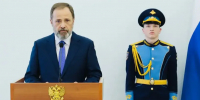 «Указом Президента РФ нашему земляку, тольяттинцу Ильсуру Салаватовичу Беляеву за мужество и героизм, проявленные при исполнении воинского долга, присвоено звание Героя России. Посмертно», - сообщил Вячеслав Федорищев. - ТК ТОЛЬЯТТИ 24